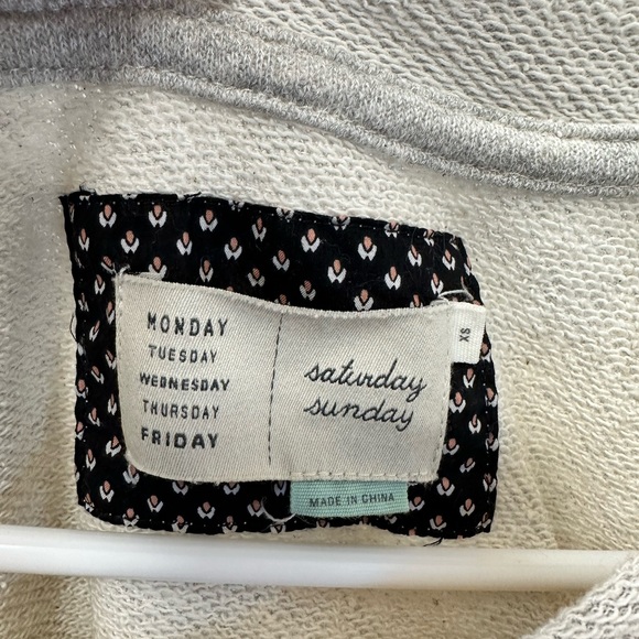 Anthropology cut out tee shirt with sweatshirt material - Picture 3 of 3